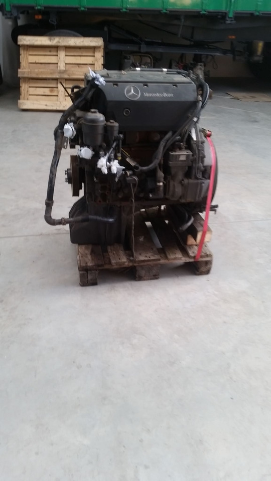 ---Gebrauchter Motor MB Atego 818, Motortyp: OM 904 LA, Euro 4 - Engine for Truck: picture 5 ---Gebrauchter Motor MB Atego 818, Motortyp: OM 904 LA, Euro 4 - Engine for Truck: picture 5