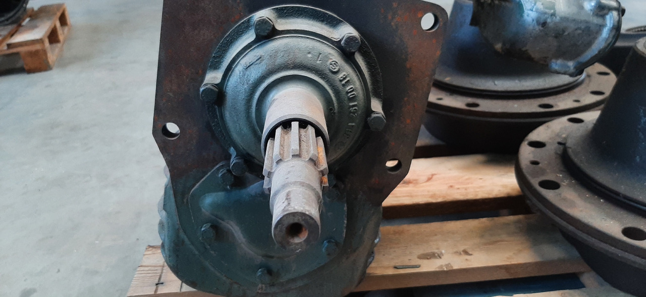 Gebrauchtes MB 813 Getriebe, Typ : G 3 / 60 - 5 / 7,5, Artikel - Nr. : A 318 261 02 05 - Gearbox for Truck: picture 3 Gebrauchtes MB 813 Getriebe, Typ : G 3 / 60 - 5 / 7,5, Artikel - Nr. : A 318 261 02 05 - Gearbox for Truck: picture 3