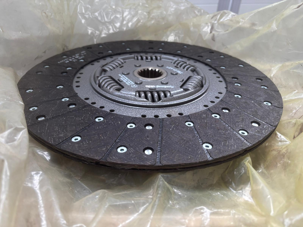 Neuwertige Sachs Kupplungsscheibe, Mitnehmerscheibe, Artikel - Nr. : 184900409 - Clutch disc for Truck: picture 5 Neuwertige Sachs Kupplungsscheibe, Mitnehmerscheibe, Artikel - Nr. : 184900409 - Clutch disc for Truck: picture 5