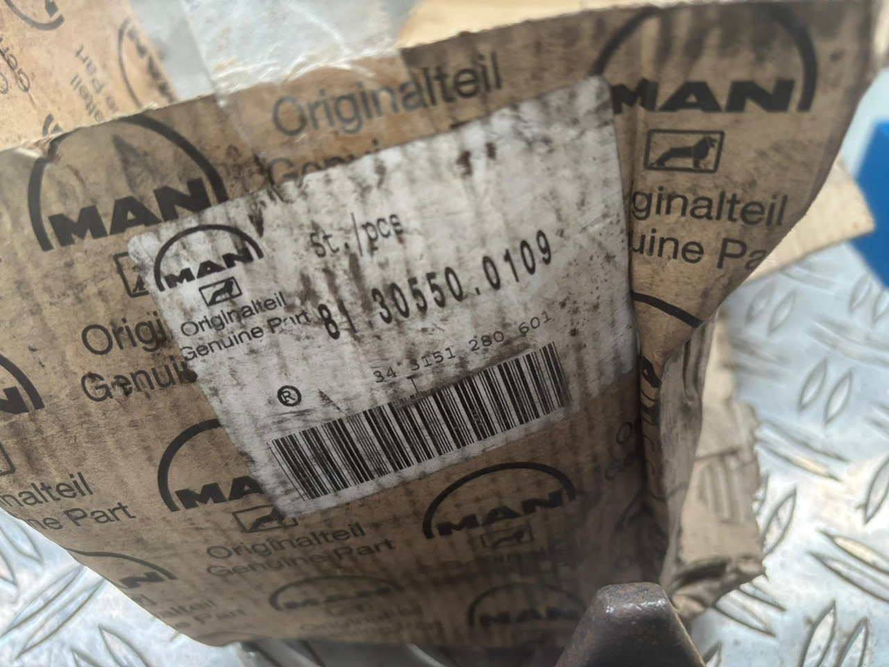 Neuwertiges MAN Ausrücklager, Kupplungssatz, Artikel - Nr. : 81.30550 - 0109 - Clutch and parts for Truck: picture 3 Neuwertiges MAN Ausrücklager, Kupplungssatz, Artikel - Nr. : 81.30550 - 0109 - Clutch and parts for Truck: picture 3