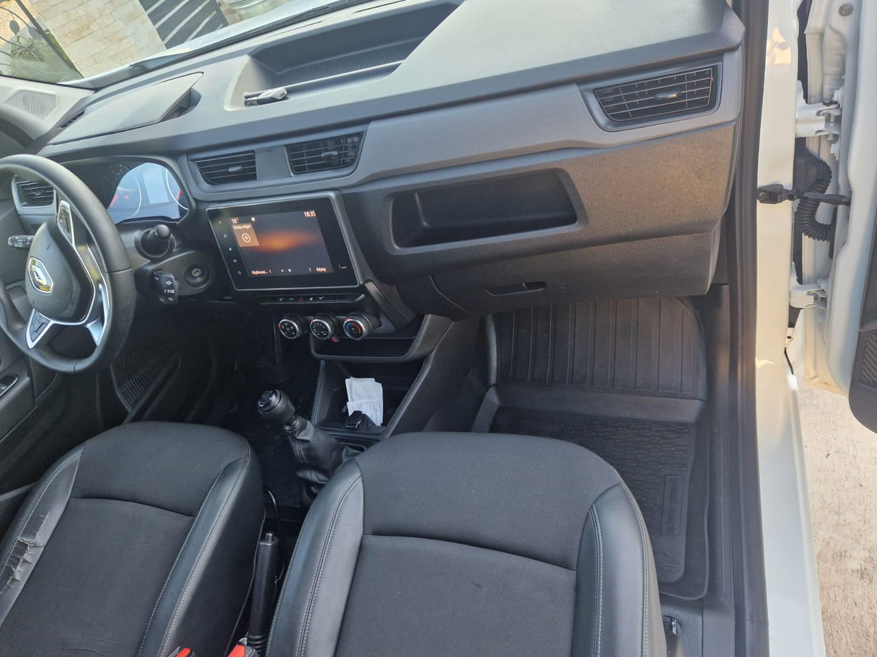 RENAULT EXPRESS - Small van: picture 4 RENAULT EXPRESS - Small van: picture 4