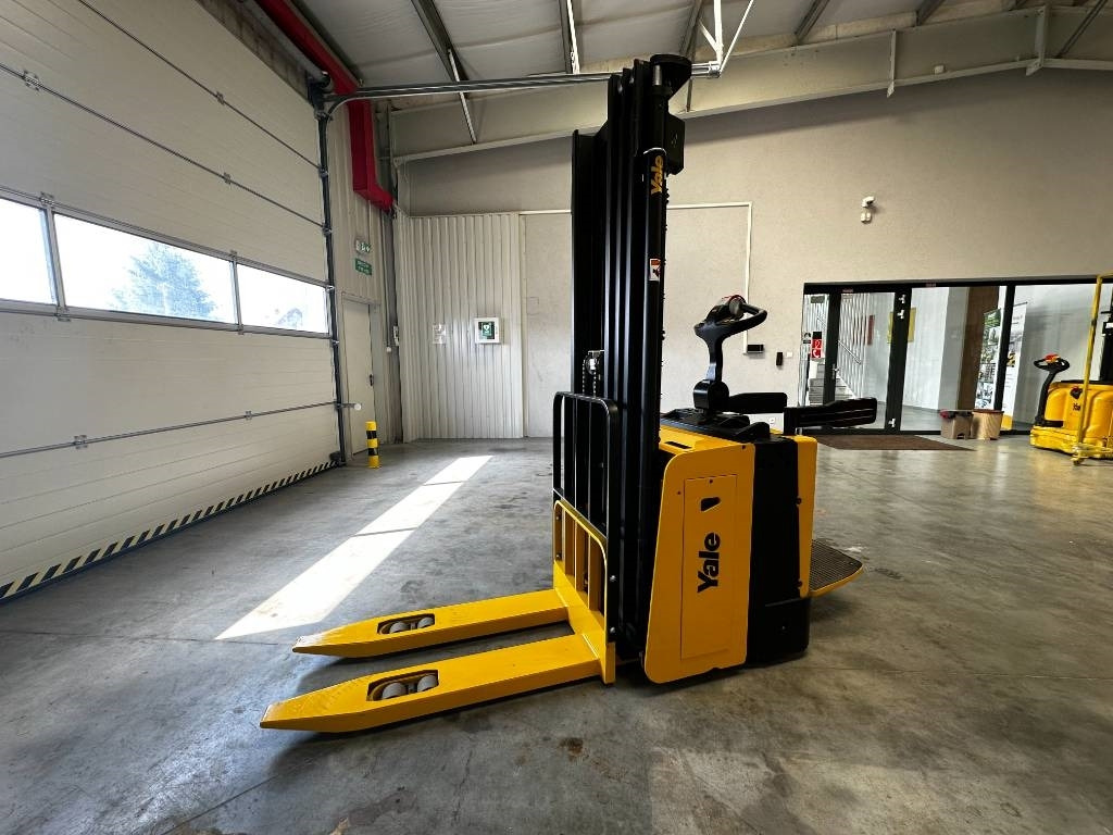 Yale MS12X - Electric forklift: picture 5 Yale MS12X - Electric forklift: picture 5