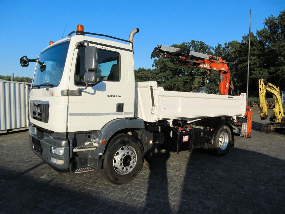 MAN TGM 18.250, Kipper/ Kran Atlas: AK 95.2 - Tipper, Crane truck: picture 1 MAN TGM 18.250, Kipper/ Kran Atlas: AK 95.2 - Tipper, Crane truck: picture 1
