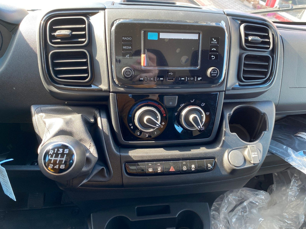 Peugeot BOXER CHDC L4 HEAVY PRITSCHE - Flatbed van, Combi van: picture 3 Peugeot BOXER CHDC L4 HEAVY PRITSCHE - Flatbed van, Combi van: picture 3