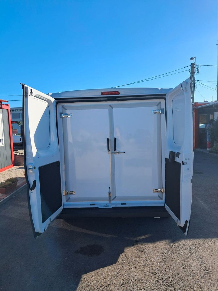 Peugeot Boxer - Refrigerated van: picture 3 Peugeot Boxer - Refrigerated van: picture 3