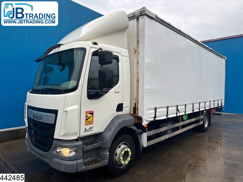 DAF LF 210 EURO 6, Dhollandia - Curtainsider truck: picture 1 DAF LF 210 EURO 6, Dhollandia - Curtainsider truck: picture 1