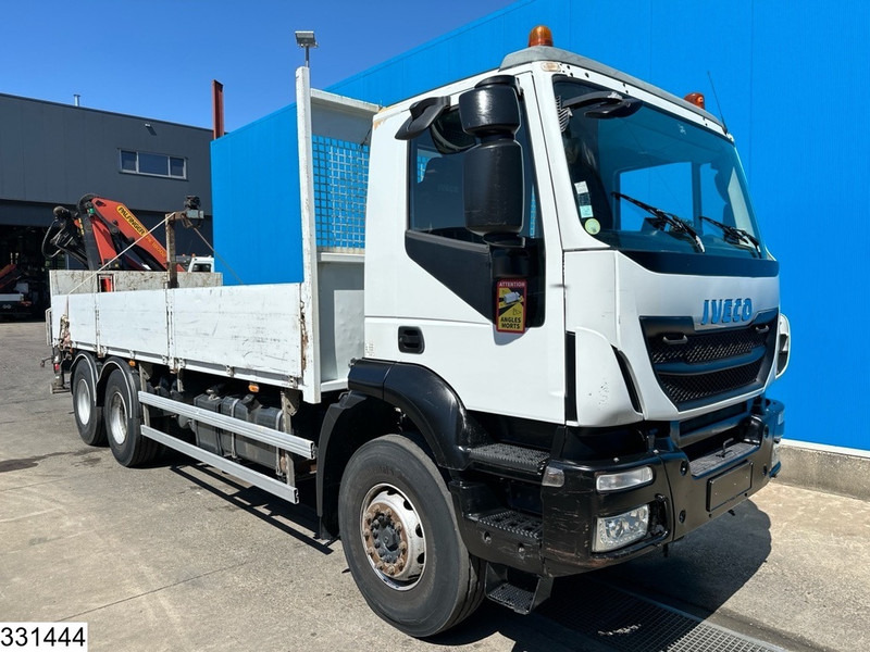 Iveco Trakker 360 6X4, EURO 6, Steel suspension, Palfinger - Dropside/ Flatbed truck, Crane truck: picture 3 Iveco Trakker 360 6X4, EURO 6, Steel suspension, Palfinger - Dropside/ Flatbed truck, Crane truck: picture 3