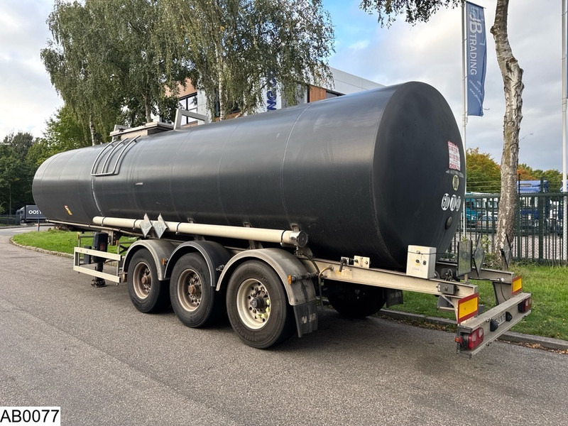 Magyar Bitum 33330 Litres, 1 Compartment - Tank semi-trailer: picture 3 Magyar Bitum 33330 Litres, 1 Compartment - Tank semi-trailer: picture 3