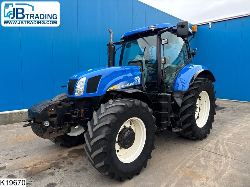 New Holland T6080 - Farm tractor: picture 1 New Holland T6080 - Farm tractor: picture 1