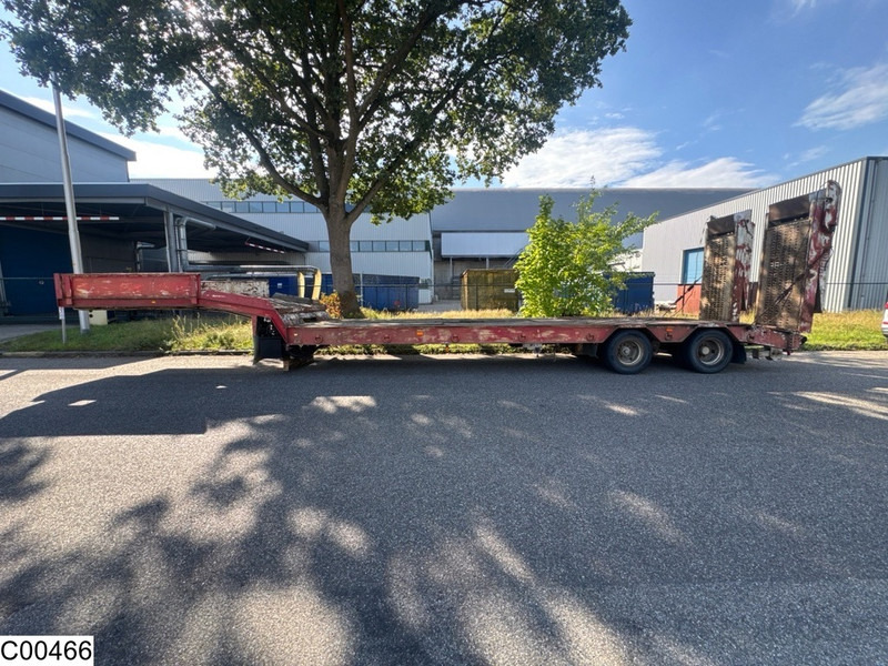 ROBUSTE semie 38.000 KG - Low loader semi-trailer: picture 2 ROBUSTE semie 38.000 KG - Low loader semi-trailer: picture 2
