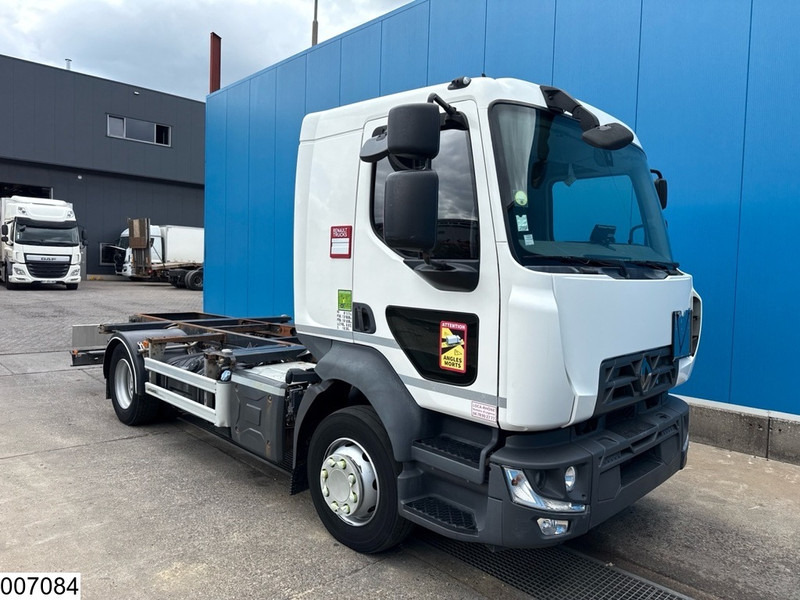 Renault D 13 250 EURO 6, ADR - Container transporter/ Swap body truck: picture 2 Renault D 13 250 EURO 6, ADR - Container transporter/ Swap body truck: picture 2