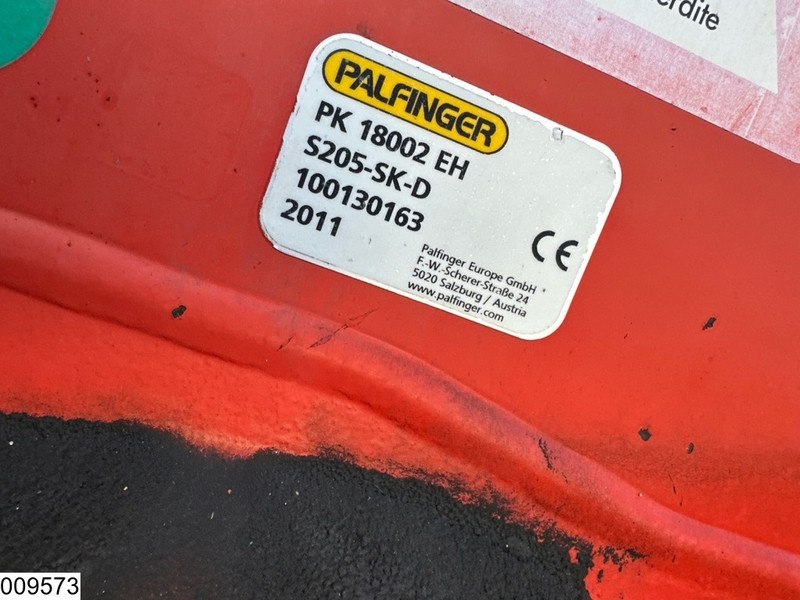 Renault Kerax 380 Dxi 6X4, EURO 6, Retarder, Palfinger, Remote leasing Renault Kerax 380 Dxi 6X4, EURO 6, Retarder, Palfinger, Remote: picture 10