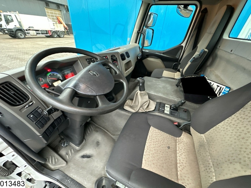 Renault Kerax 380 Dxi 6x4, EURO 5, Manual - Dropside/ Flatbed truck: picture 5 Renault Kerax 380 Dxi 6x4, EURO 5, Manual - Dropside/ Flatbed truck: picture 5
