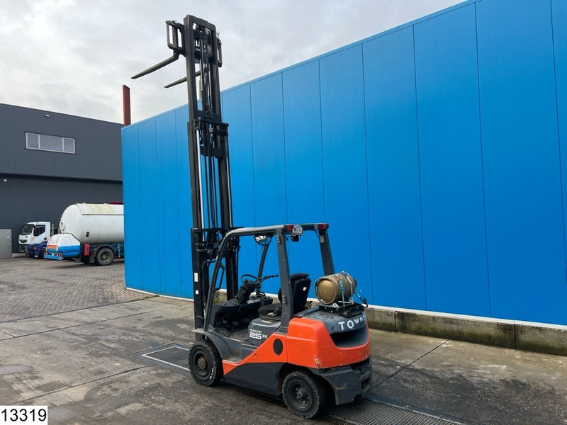 Toyota 8 FGF 25 2.500 KG - LPG forklift: picture 3 Toyota 8 FGF 25 2.500 KG - LPG forklift: picture 3