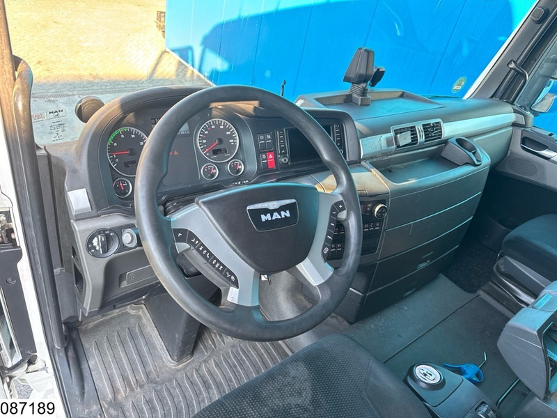 MAN TGX 24 460 6x2, EURO 6 - Tractor unit: picture 5 MAN TGX 24 460 6x2, EURO 6 - Tractor unit: picture 5