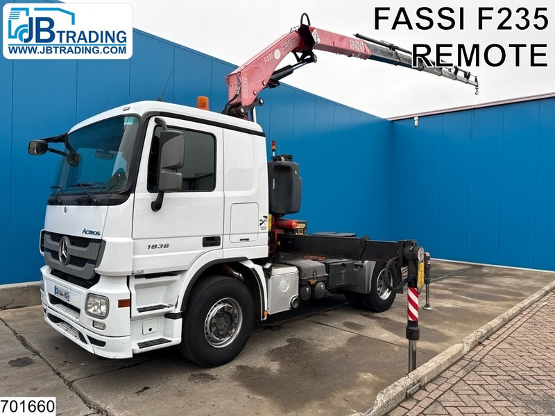 Mercedes-Benz Actros 1836 EURO 5, Fassi, Remote - Tractor unit: picture 1 Mercedes-Benz Actros 1836 EURO 5, Fassi, Remote - Tractor unit: picture 1