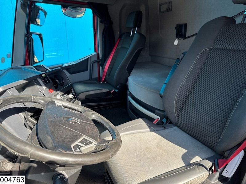 Tractor unit Renault T 440 EURO 6, ADR, PTO: picture 7