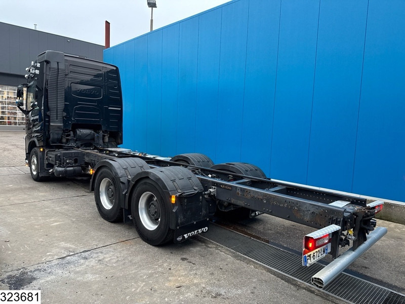 Volvo FH16 750 6X4, EURO 6, Retarder, PTO - Cab chassis truck: picture 4 Volvo FH16 750 6X4, EURO 6, Retarder, PTO - Cab chassis truck: picture 4