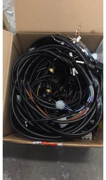 Ahlmann AZ 14 - Kabelboom/Kabelbaum/Cable tree - Electrical system for Construction machinery: picture 1 Ahlmann AZ 14 - Kabelboom/Kabelbaum/Cable tree - Electrical system for Construction machinery: picture 1