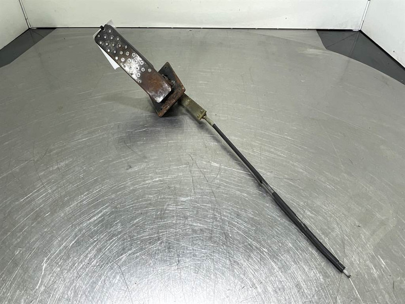 Ahlmann AZ14-4184957A-Gas pedal/Fusspedal - Cab and interior for Construction machinery: picture 1 Ahlmann AZ14-4184957A-Gas pedal/Fusspedal - Cab and interior for Construction machinery: picture 1