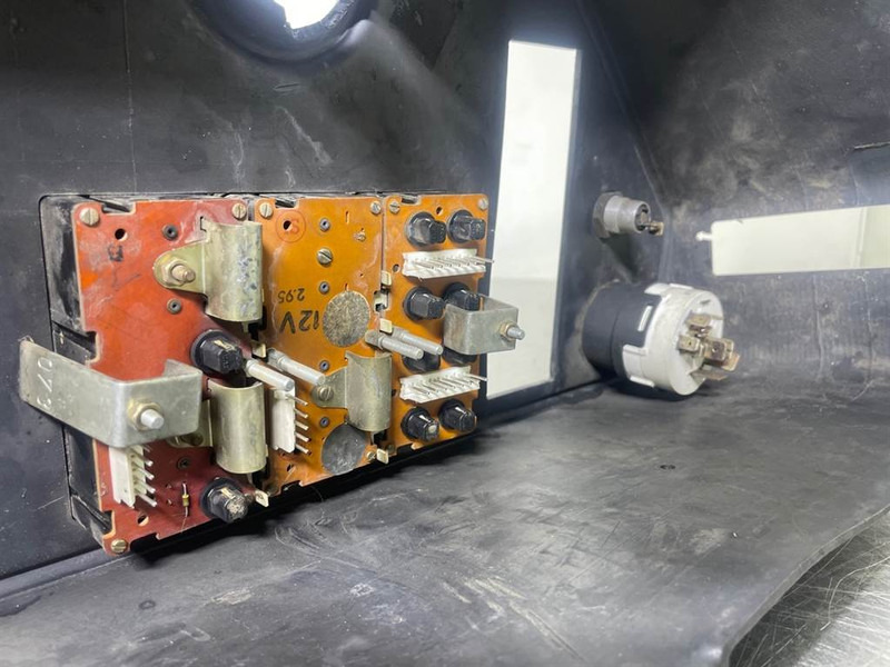 Ahlmann AZ6 - Dashboard/Console/Konsole leasing Ahlmann AZ6 - Dashboard/Console/Konsole: picture 6