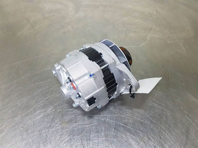 Cummins QSB5.9C-24V 70A-Alternator/Lichtmaschine/Dynamo - Engine for Construction machinery: picture 4 Cummins QSB5.9C-24V 70A-Alternator/Lichtmaschine/Dynamo - Engine for Construction machinery: picture 4