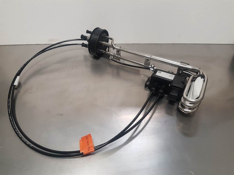 Deutz 04606710 - Sight gauge / Niveaugeber Ad blue - Frame/ Chassis for Construction machinery: picture 1 Deutz 04606710 - Sight gauge / Niveaugeber Ad blue - Frame/ Chassis for Construction machinery: picture 1