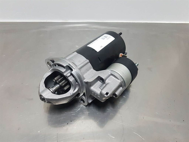 Deutz 1011/2011-12V 9T 2,8KW-Starter/Anlasser/Startmotor - Engine for Construction machinery: picture 1 Deutz 1011/2011-12V 9T 2,8KW-Starter/Anlasser/Startmotor - Engine for Construction machinery: picture 1