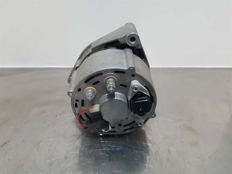 Deutz 28V 27A - Alternator/Lichtmaschine/Dynamo - Engine for Construction machinery: picture 5 Deutz 28V 27A - Alternator/Lichtmaschine/Dynamo - Engine for Construction machinery: picture 5