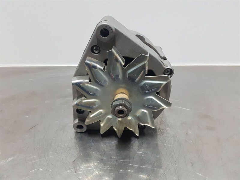 Deutz 913/1013-28V 55A-Alternator/Lichtmaschine/Dynamo - Engine for Construction machinery: picture 2 Deutz 913/1013-28V 55A-Alternator/Lichtmaschine/Dynamo - Engine for Construction machinery: picture 2
