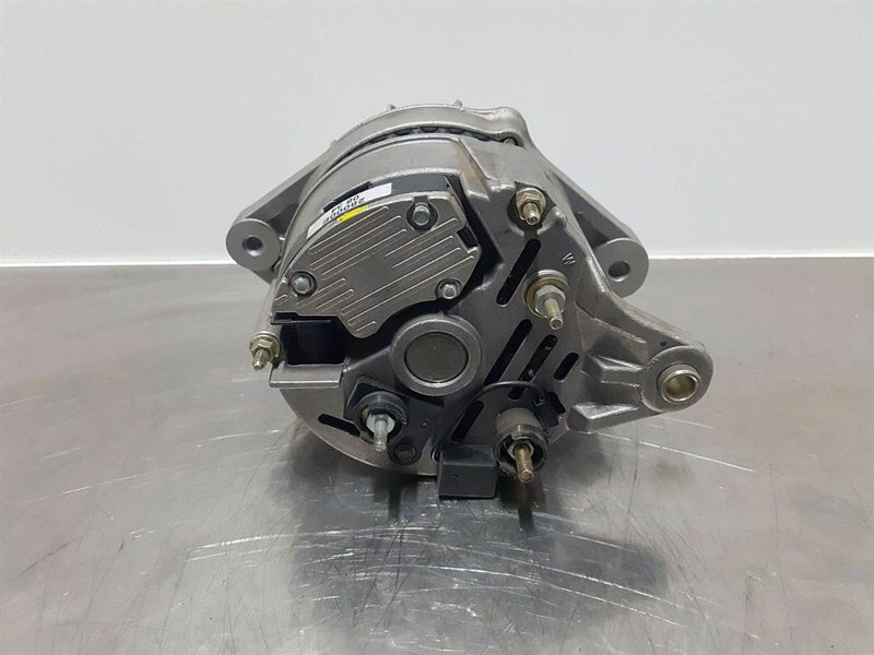 Hitachi 14V 55A-Alternator/Lichtmaschine/Dynamo - Engine for Construction machinery: picture 5 Hitachi 14V 55A-Alternator/Lichtmaschine/Dynamo - Engine for Construction machinery: picture 5