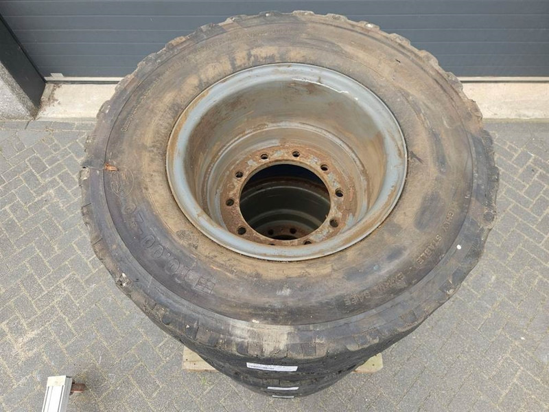 Liebherr 10.00-20 - Tire/Reifen/Band - Wheels and tires for Construction machinery: picture 4 Liebherr 10.00-20 - Tire/Reifen/Band - Wheels and tires for Construction machinery: picture 4
