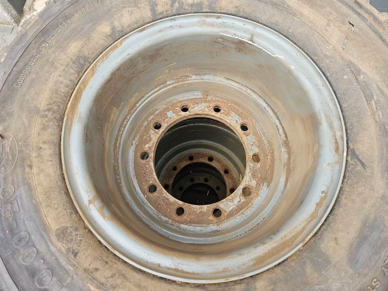 Liebherr 10.00-20 - Tire/Reifen/Band - Wheels and tires for Construction machinery: picture 5 Liebherr 10.00-20 - Tire/Reifen/Band - Wheels and tires for Construction machinery: picture 5