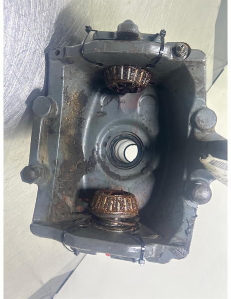 Liebherr 10472933 - Axle and parts for Construction machinery: picture 5 Liebherr 10472933 - Axle and parts for Construction machinery: picture 5