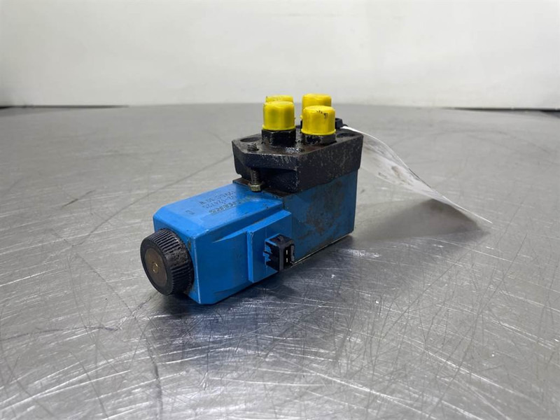 Liebherr 5716155 - Hydraulics for Construction machinery: picture 1 Liebherr 5716155 - Hydraulics for Construction machinery: picture 1