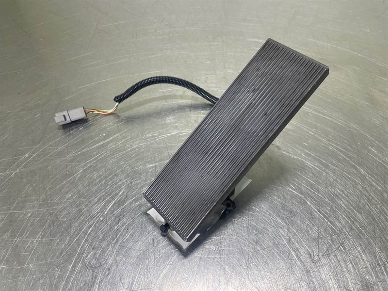 Mecalac 12MTX-5270656-Gas pedal - Cab and interior for Construction machinery: picture 4 Mecalac 12MTX-5270656-Gas pedal - Cab and interior for Construction machinery: picture 4