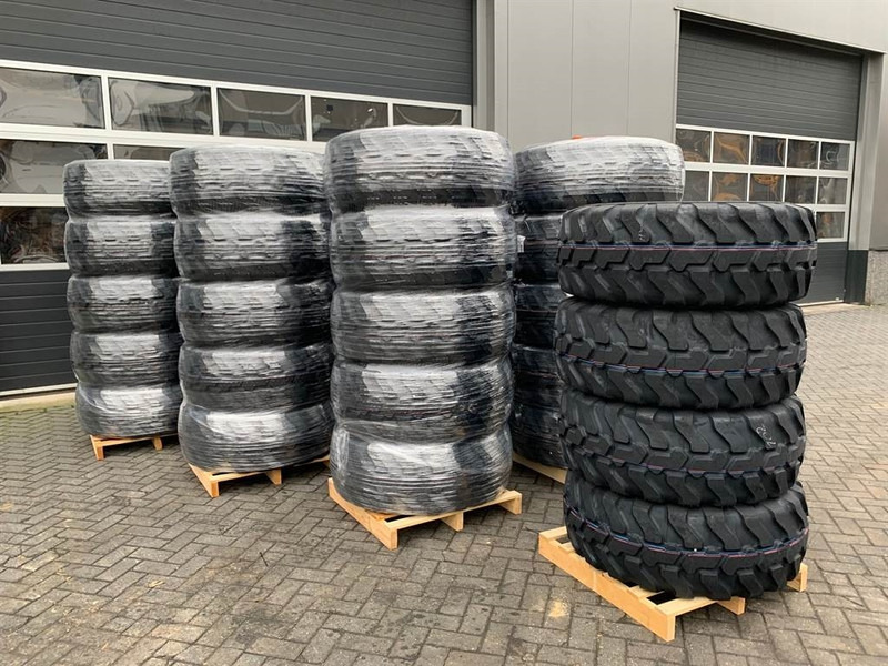 Mitas 405/70R18 (16/70R18) - Tyre/Reifen/Band - Tire for Construction machinery: picture 1 Mitas 405/70R18 (16/70R18) - Tyre/Reifen/Band - Tire for Construction machinery: picture 1