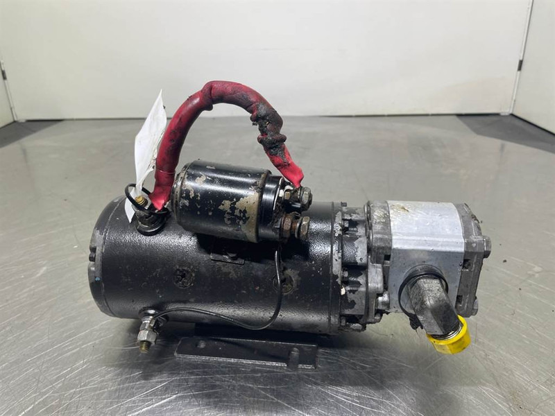 New Holland W110C-84419597-Compact-/steering unit - Hydraulics for Construction machinery: picture 4 New Holland W110C-84419597-Compact-/steering unit - Hydraulics for Construction machinery: picture 4