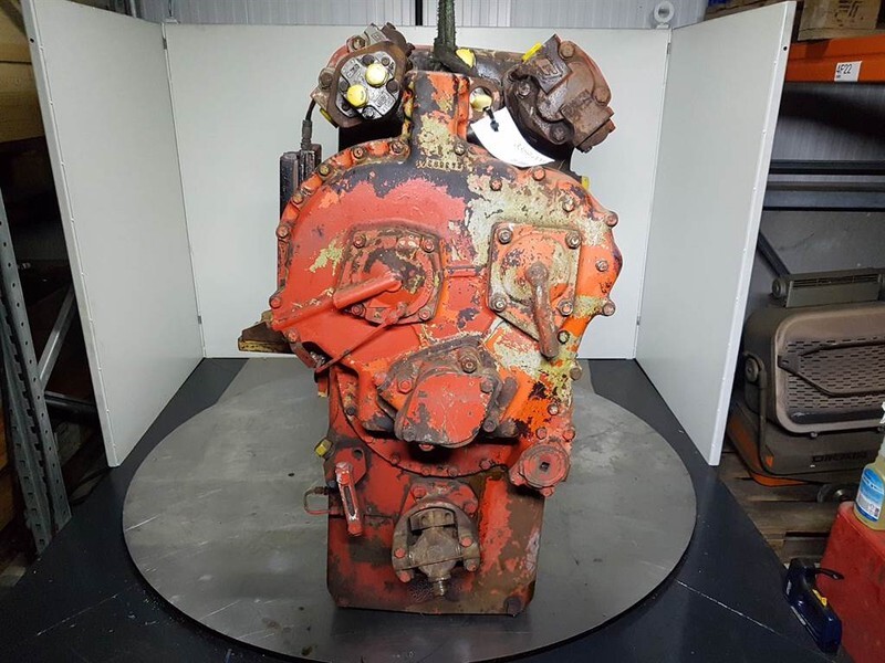 Gearbox and parts for Construction machinery O & K L45 - Transmission/Getriebe/Transmissiebak: picture 6