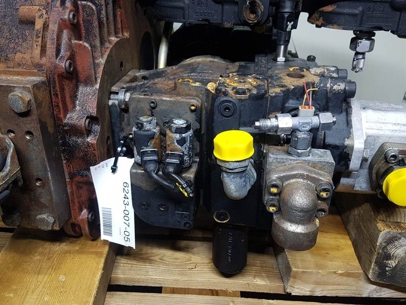 Sauer Danfoss - Drive pump/Fahrpumpe/Rijpomp - Hydraulics: picture 2 Sauer Danfoss - Drive pump/Fahrpumpe/Rijpomp - Hydraulics: picture 2