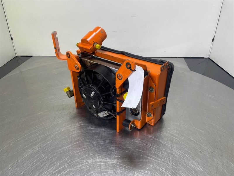 Schaeff - Cooler/Kühler/Koeler - Engine for Construction machinery: picture 1 Schaeff - Cooler/Kühler/Koeler - Engine for Construction machinery: picture 1