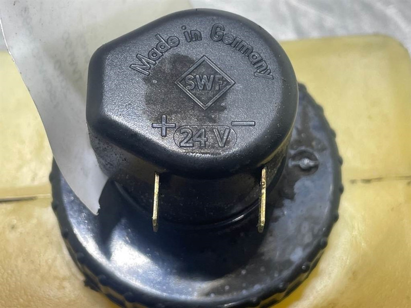 Terex TW150-3602515-Tank/Behälter/Reservoir - Cab and interior for Construction machinery: picture 4 Terex TW150-3602515-Tank/Behälter/Reservoir - Cab and interior for Construction machinery: picture 4