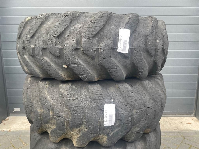 Volvo L30D-Firestone 12.5-20-Tire/Reifen/Band - Wheels and tires for Construction machinery: picture 3 Volvo L30D-Firestone 12.5-20-Tire/Reifen/Band - Wheels and tires for Construction machinery: picture 3