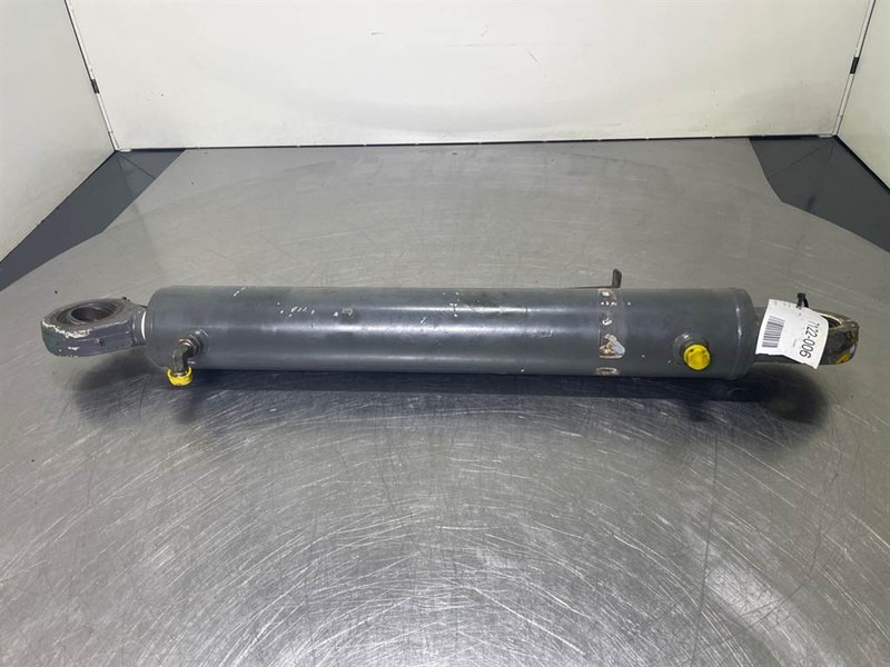 Volvo L30D-ZM2808057-Tilt cylinder/Kippzylinder - Hydraulics for Construction machinery: picture 1 Volvo L30D-ZM2808057-Tilt cylinder/Kippzylinder - Hydraulics for Construction machinery: picture 1