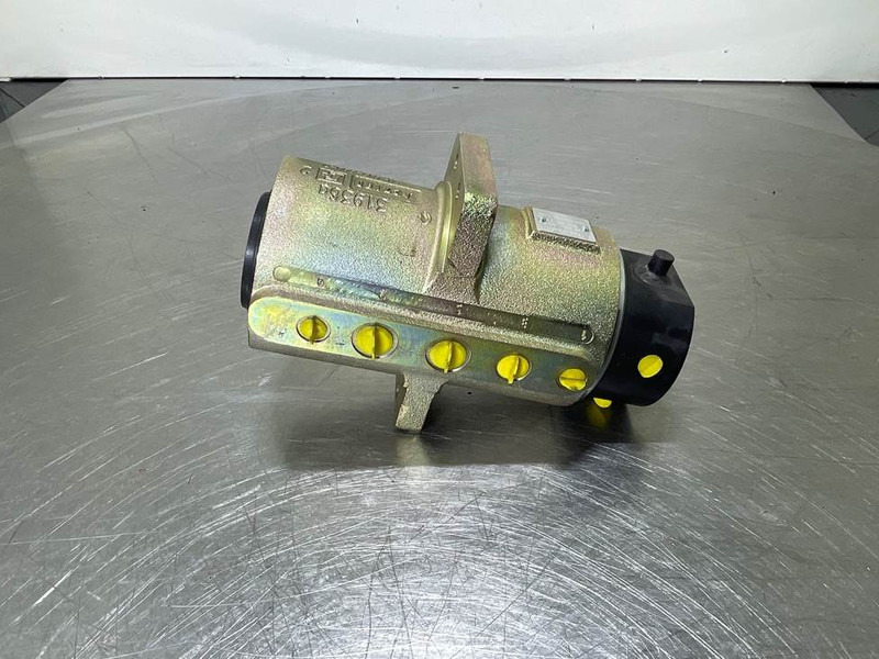 WACKER NEUSON 1000235119-Swing joint/Drehdurchführung - Hydraulics for Construction machinery: picture 4 WACKER NEUSON 1000235119-Swing joint/Drehdurchführung - Hydraulics for Construction machinery: picture 4