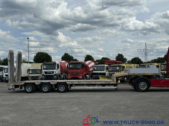 Goldhofer STN-L3-39/80 3Achsen hydraulische Rampen ABS/EBS - Low loader semi-trailer: picture 4 Goldhofer STN-L3-39/80 3Achsen hydraulische Rampen ABS/EBS - Low loader semi-trailer: picture 4