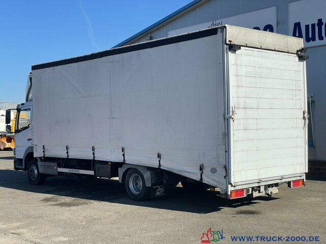 Mercedes-Benz 922 Atego Geschlossener Transport + el. Rampen - Autotransporter truck: picture 2 Mercedes-Benz 922 Atego Geschlossener Transport + el. Rampen - Autotransporter truck: picture 2