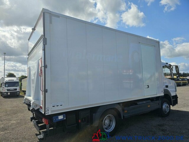 Mercedes-Benz Atego 1221 Koffer Ladebordwand 1.5t. seitl. Tür - Box truck: picture 2 Mercedes-Benz Atego 1221 Koffer Ladebordwand 1.5t. seitl. Tür - Box truck: picture 2