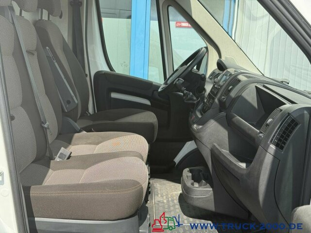 Peugeot Boxer 2.2 HDi Kasten Hoch & Lang NUR 54.160 KM - Panel van: picture 4 Peugeot Boxer 2.2 HDi Kasten Hoch & Lang NUR 54.160 KM - Panel van: picture 4