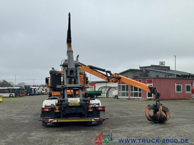 Volvo 370 Palfinger Kran 9m=1.180kg 5+6 Steuerkreis FB - Hook lift truck, Crane truck: picture 3 Volvo 370 Palfinger Kran 9m=1.180kg 5+6 Steuerkreis FB - Hook lift truck, Crane truck: picture 3